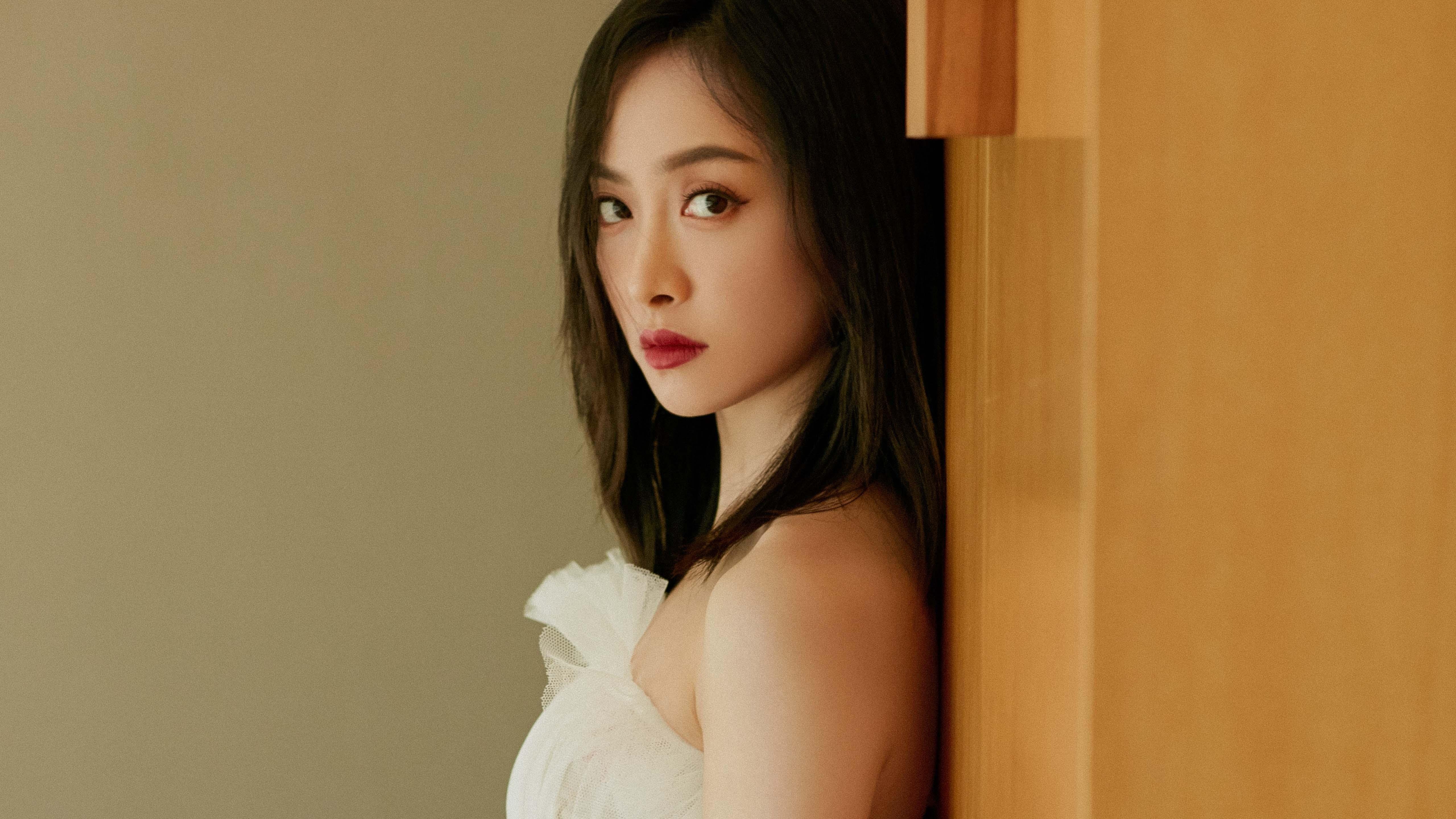 墨西哥队后卫吉梅内斯在巴黎奥运会上表现出色,吉格斯 梅西